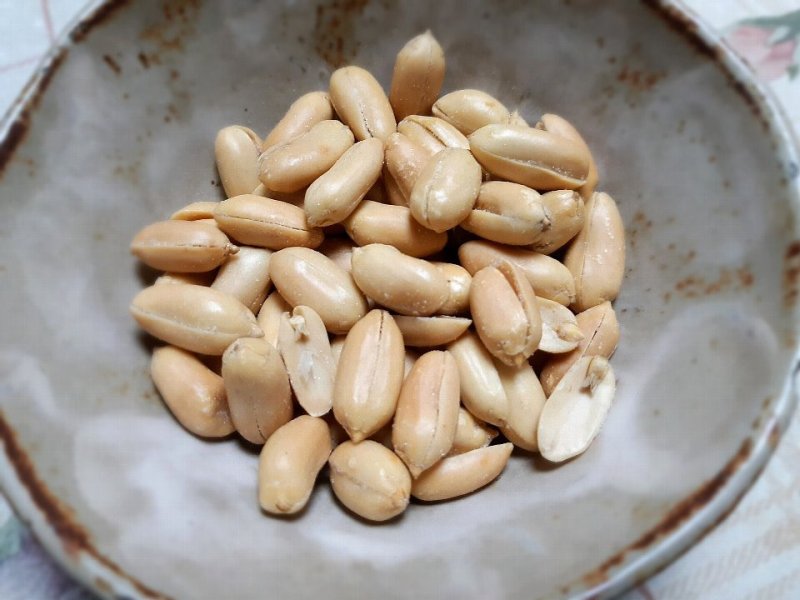 画像1: 千葉半立品種 小粒バターピー  Chiba Handachi small butter peanuts.140ｇ