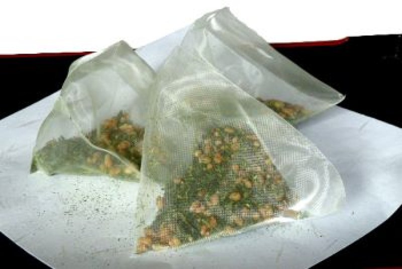 画像1: 玄米茶ティーバック　10袋 Brown rice tea (10 Tea bags)