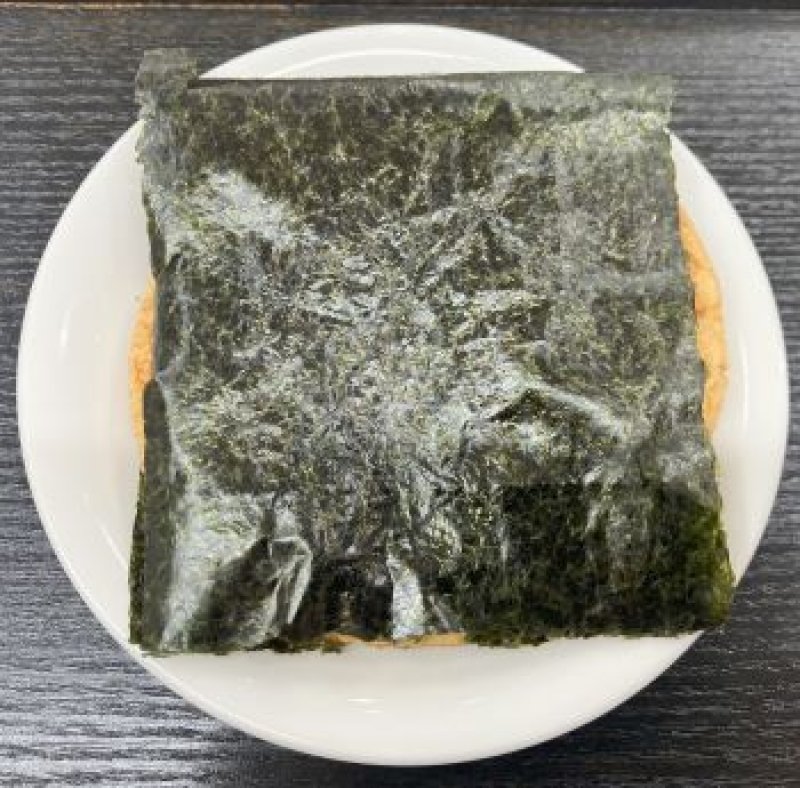 画像1: 本手焼き煎餅「厚焼海苔」3枚　 Hand-baked rice crackers, Atsuyaki seaweed 3pcs. (1)