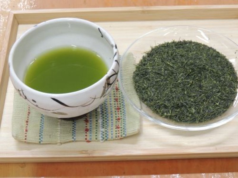画像2: 川根茶　茶畑　スタンドパック【KAWANE-CYABATAKE】Shizuoka KAWANE made deep steamed tea. (2)