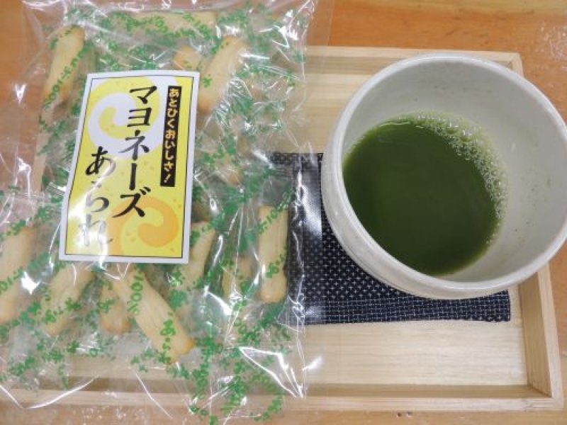 画像3: マヨネーズあられ  "Mayonnaise Rice Crackers"  (3)